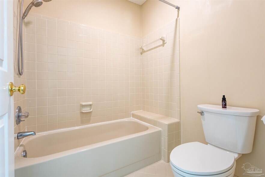 3241 Wythe Cir, Pensacola, FL 32504 - House Rental in Pensacola