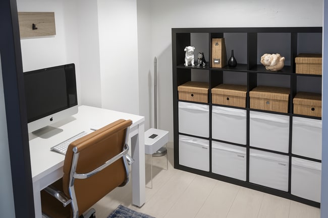 Den/Office - 19390 Collins Ave