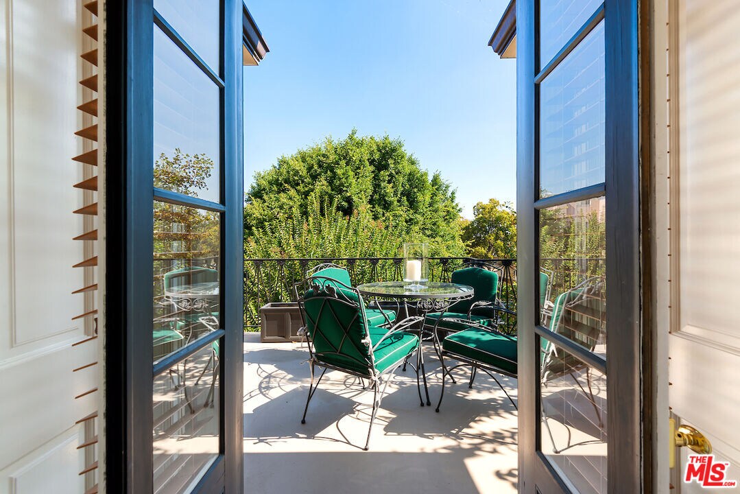 175 S Rodeo Dr, Beverly Hills, CA 90212 - Condo for Rent in