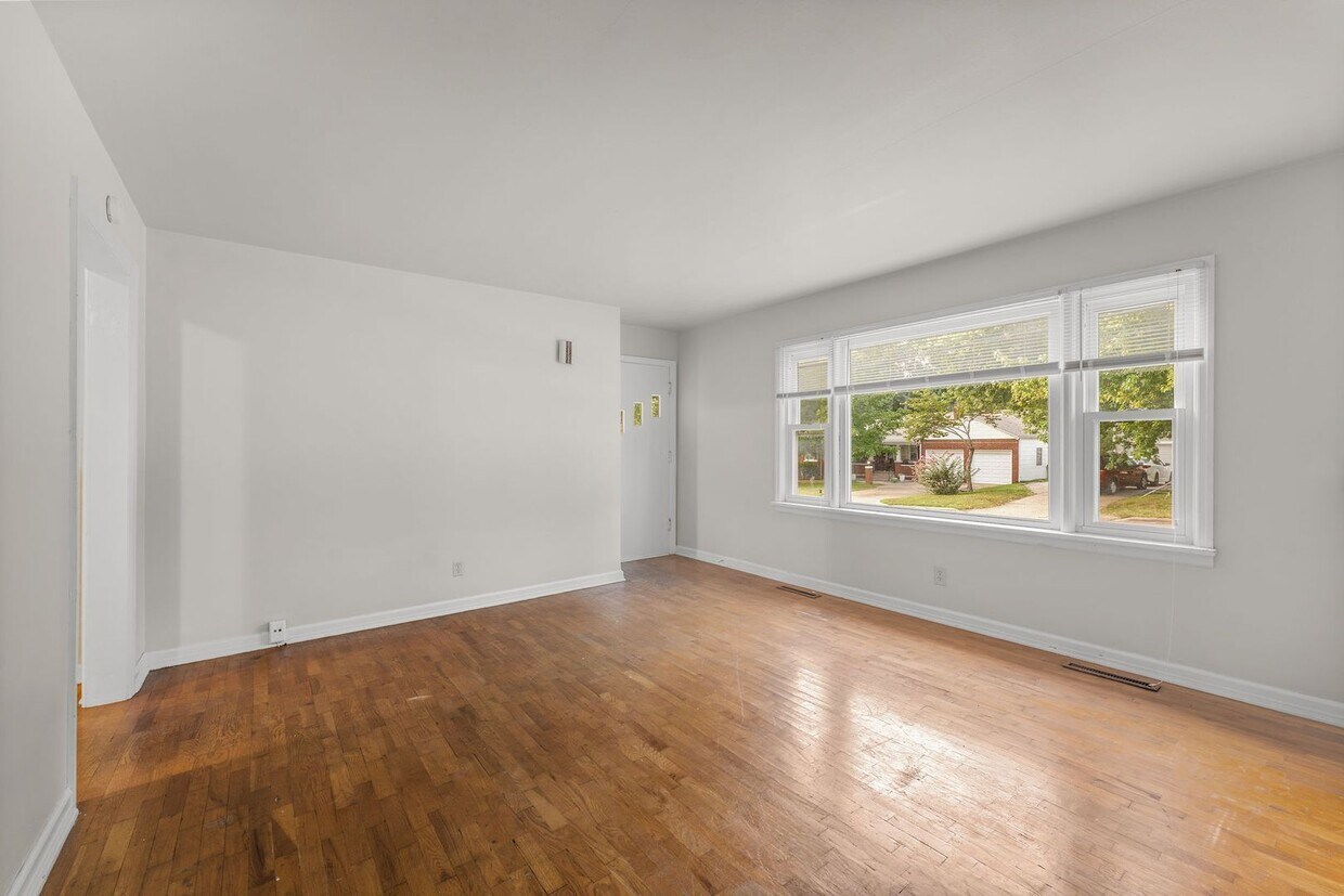 you Nice day for a ride and a chili burger oh yer route 66