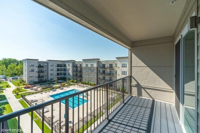 Foto del edificio - 1 bedroom in OAKBOOK TERRACE IL 60181