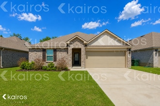 Building Photo - 200 Yardley Ct