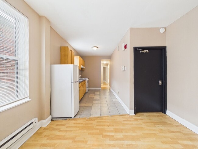 Building Photo - 207 S 60th St