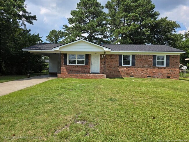 Building Photo - 303 Cartwright Dr