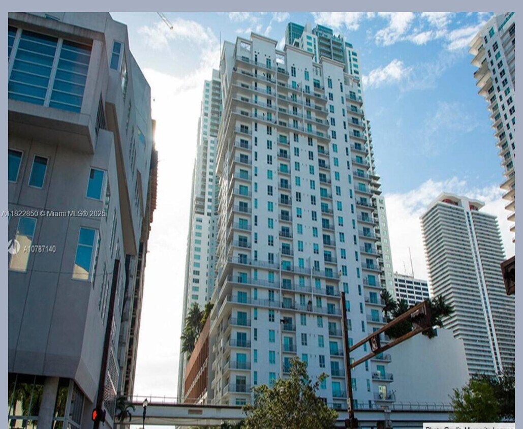 Foto del edificio - 234 NE 3rd St