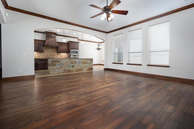 Building Photo - 2405 NW 180th St