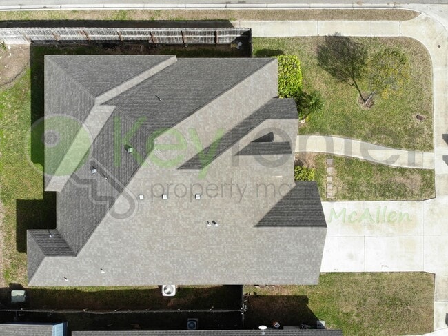 Building Photo - Beautiful McAllen Corner Lot Home--3 Bedroom, 2 Bath + Home Office
