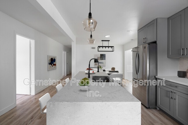 Building Photo - 5040 54th St