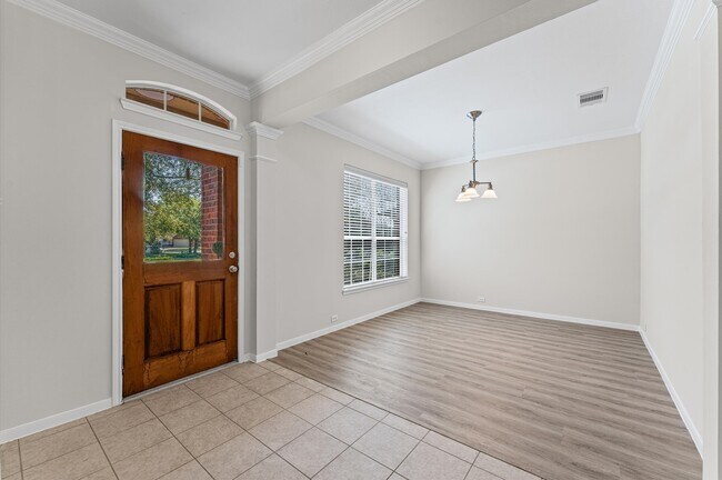 Building Photo - 15011 Stablewood Downs Ln