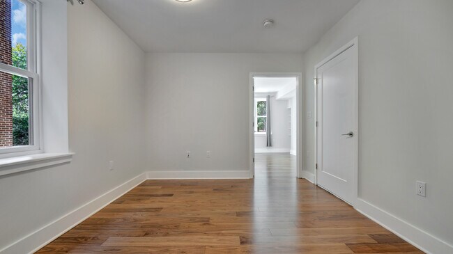 Foto del edificio - 2331 15th St NW