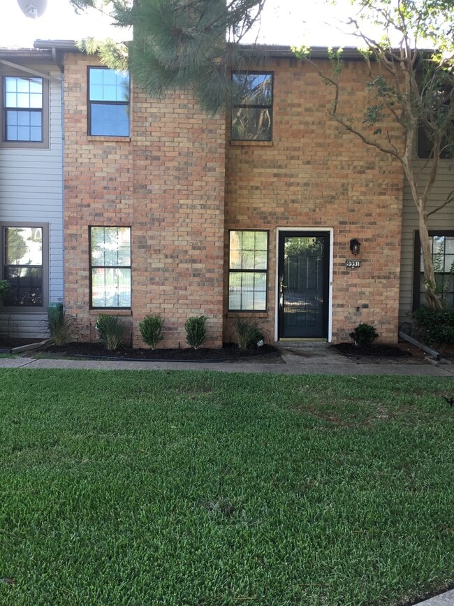 Building Photo - 9991 Smugglers Cove