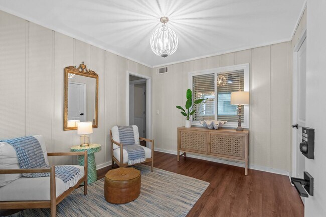 Photo - Shore Thing: Seasonal Beachfront Rental (N... Apartment