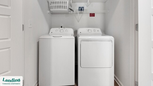 Foto del edificio - 599 Tapestry Lp