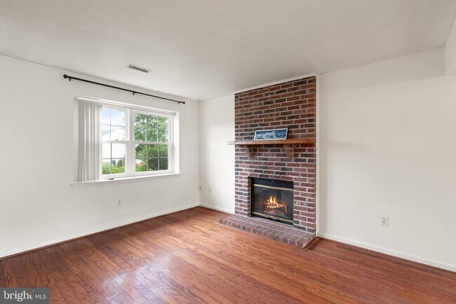 Foto del edificio - 5764 Ralston Ct