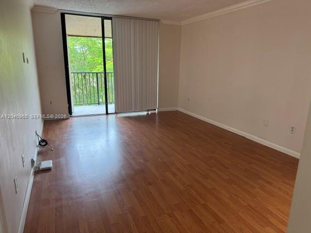 Building Photo - 14321 N Kendall Dr