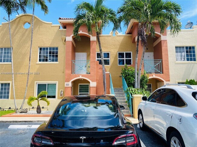 Building Photo - 6960 NW 174th Terrace