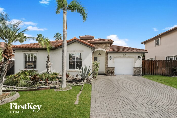 Foto principal - 9231 SW 167th Ct