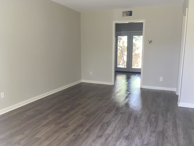 Foto del edificio - 953 E 36th St