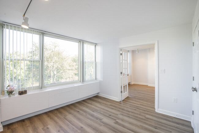 Main Room - 50 Belmont Ave