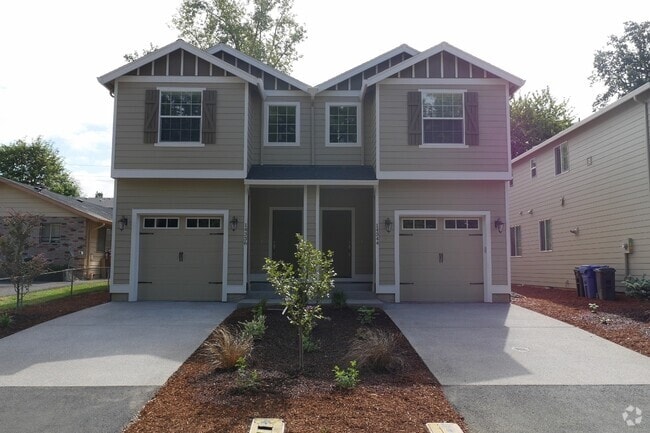 Building Photo - 14336 SE Lee Ave