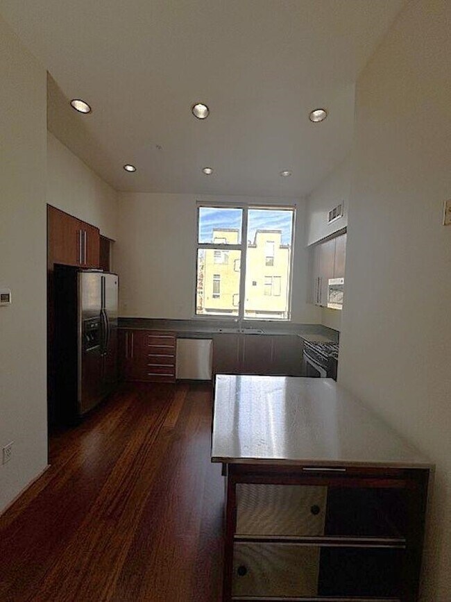 Foto del edificio - 42 Iron Horse Ln