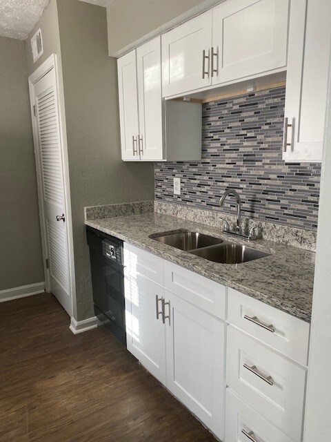 Casa adosada de 2 habitaciones - Huntington Station