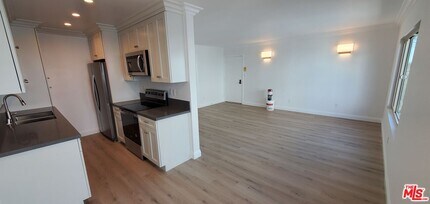 Building Photo - 1820 12th St