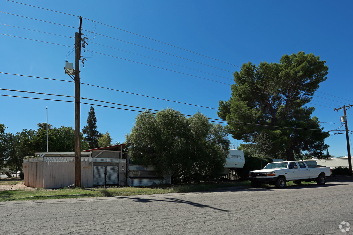 Building Photo - Linda Vista Trailer Park