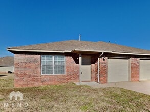 Building Photo - 3506 E Emmitsburg Pl