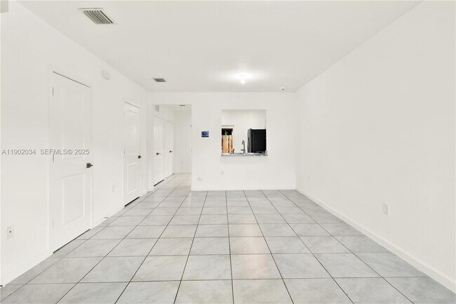 Foto del edificio - 496 NE 4th Terrace