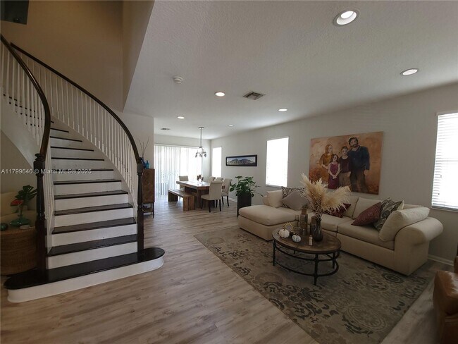 Foto del edificio - 15625 SW 52nd Ct