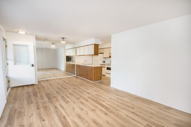 Dining Area - 16490 Clarkson Dr