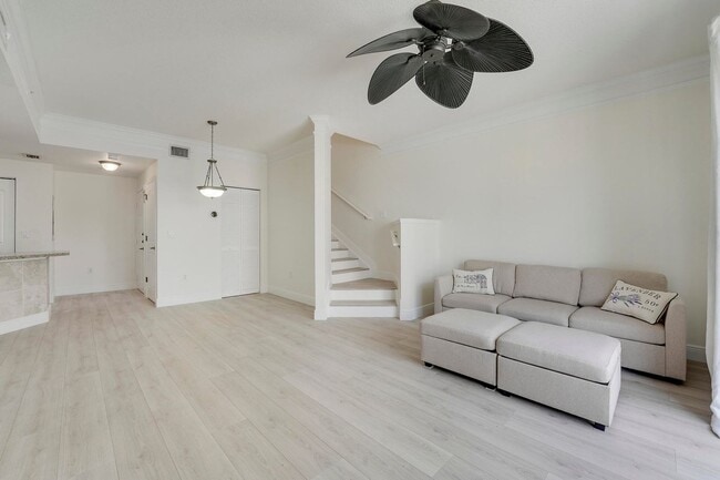 Building Photo - 155 Galicia Way