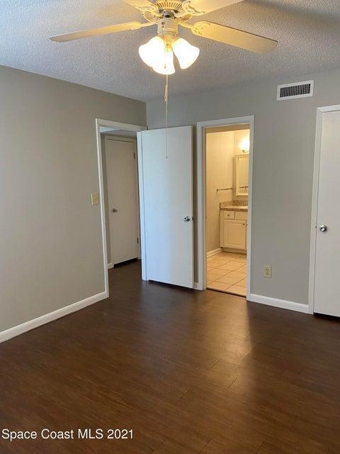 Foto del edificio - 3570 Sable Palm Ln