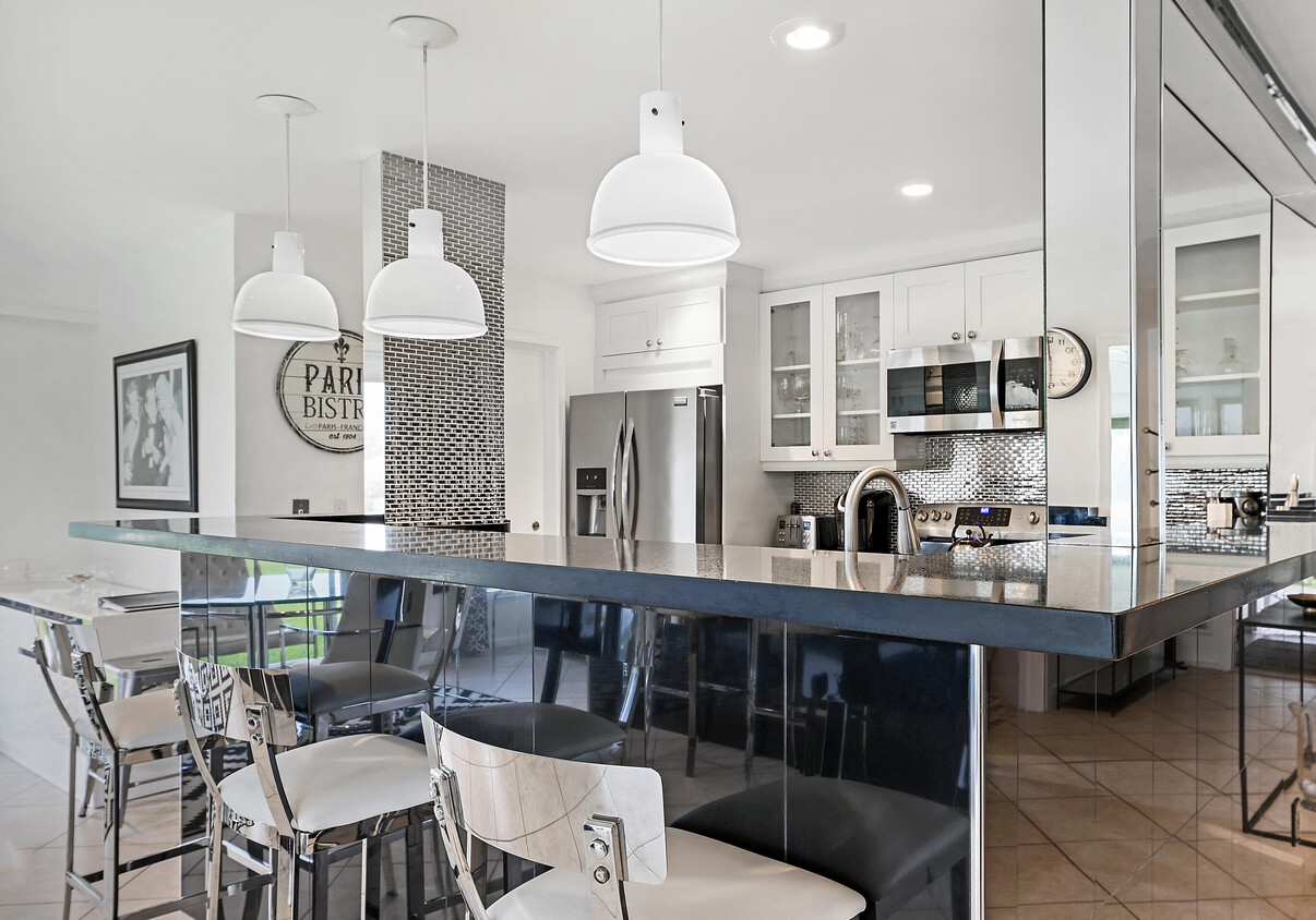 Foto principal - 314 Cedar Key Cir