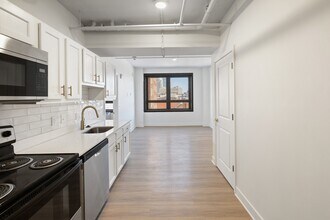 Building Photo - Artspace Lofts