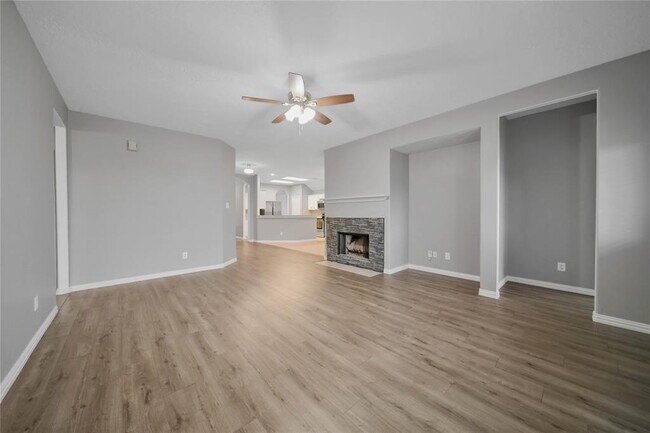 Foto del edificio - 22028 Knights Cove Dr