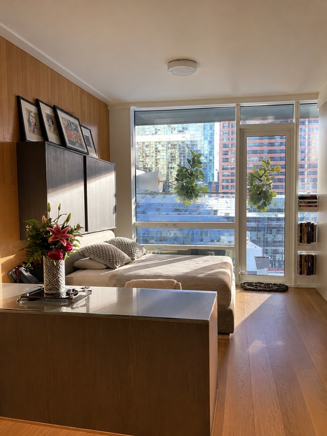Building Photo - 877 Francisco St