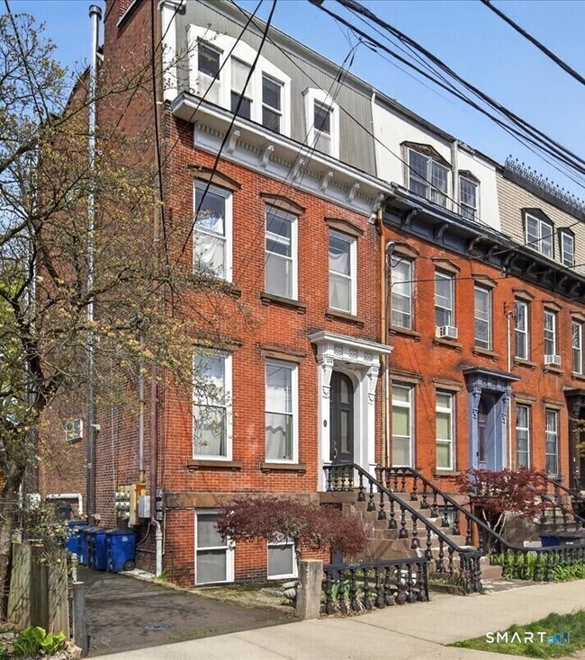 Building Photo - 29 Eld St
