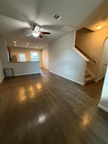 Building Photo - 7527 Merrylands Dr