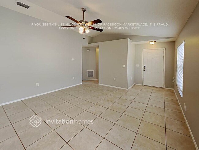 Foto del edificio - 829 Bella Vista Way