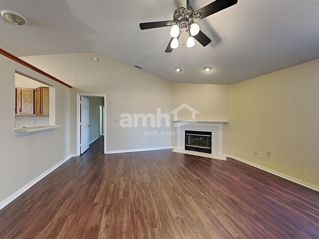 Foto del edificio - 8343 Southern Springs Way