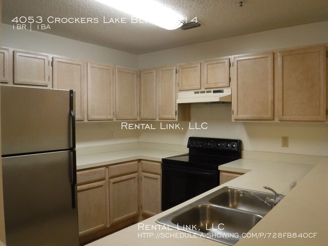 Building Photo - 1 bedroom Condo for Rent in Vintage Grand!