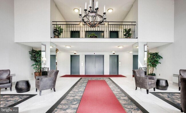 Foto del edificio - Commuter's dream, modern living