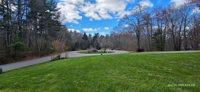 Building Photo - Tastefully Updated 3-bedroom, 2.5-bath rental in Derry