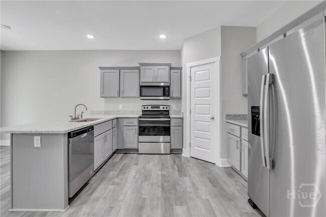 Foto del edificio - 105 Sherwood Ct