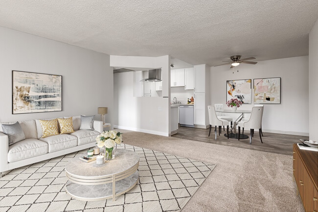 Building Photo - Creekside Village Apartments