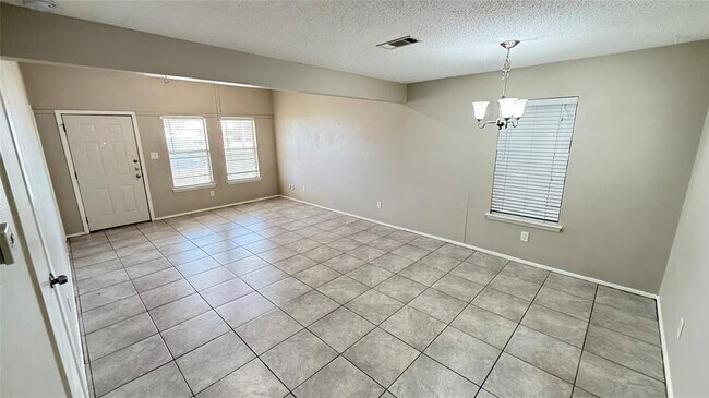 Foto del edificio - 107 Owen Cir