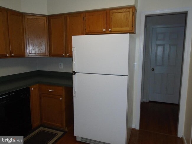 Foto del edificio - 10205 Tanager Ln