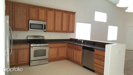 Building Photo - 105 Gemstone Hill Ave